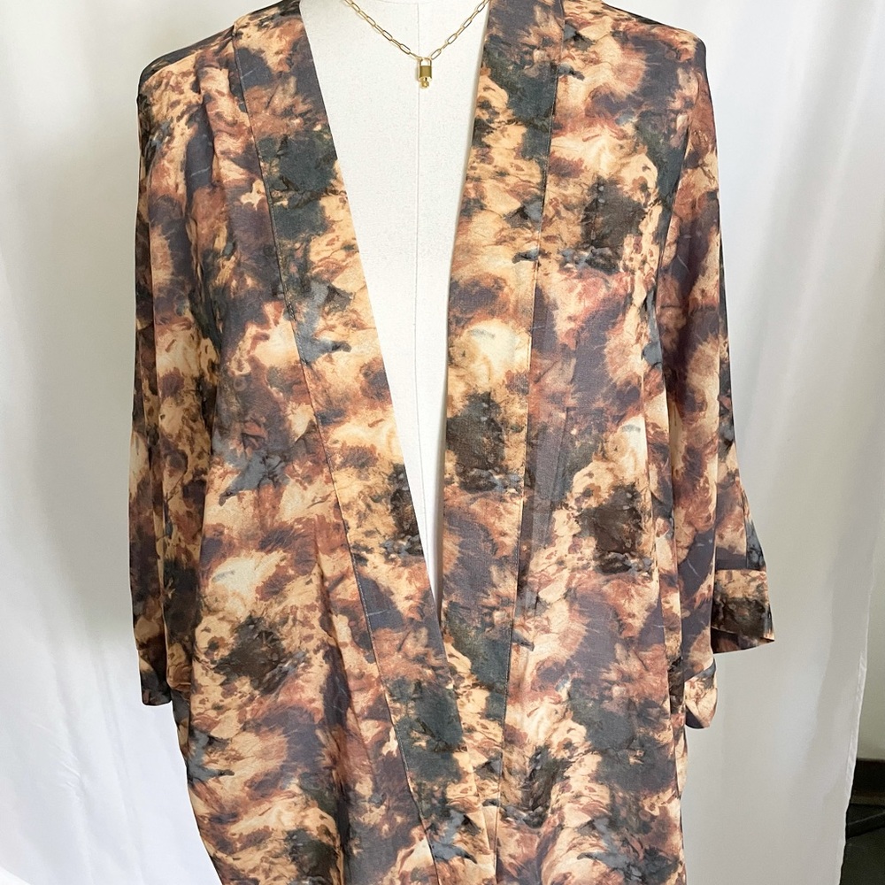 Forever 21 Cardigan. Size S